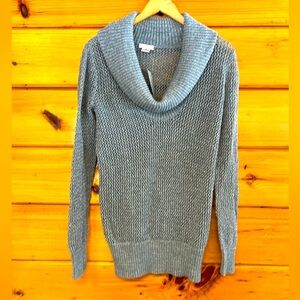 $118 NWT Cach’e Sparkly Grey Silver Shawl Neck Wide Stitches Cotton Sweater M
